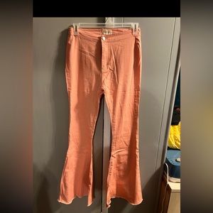 Blushing Brunette Boutique flares size large dusty pink